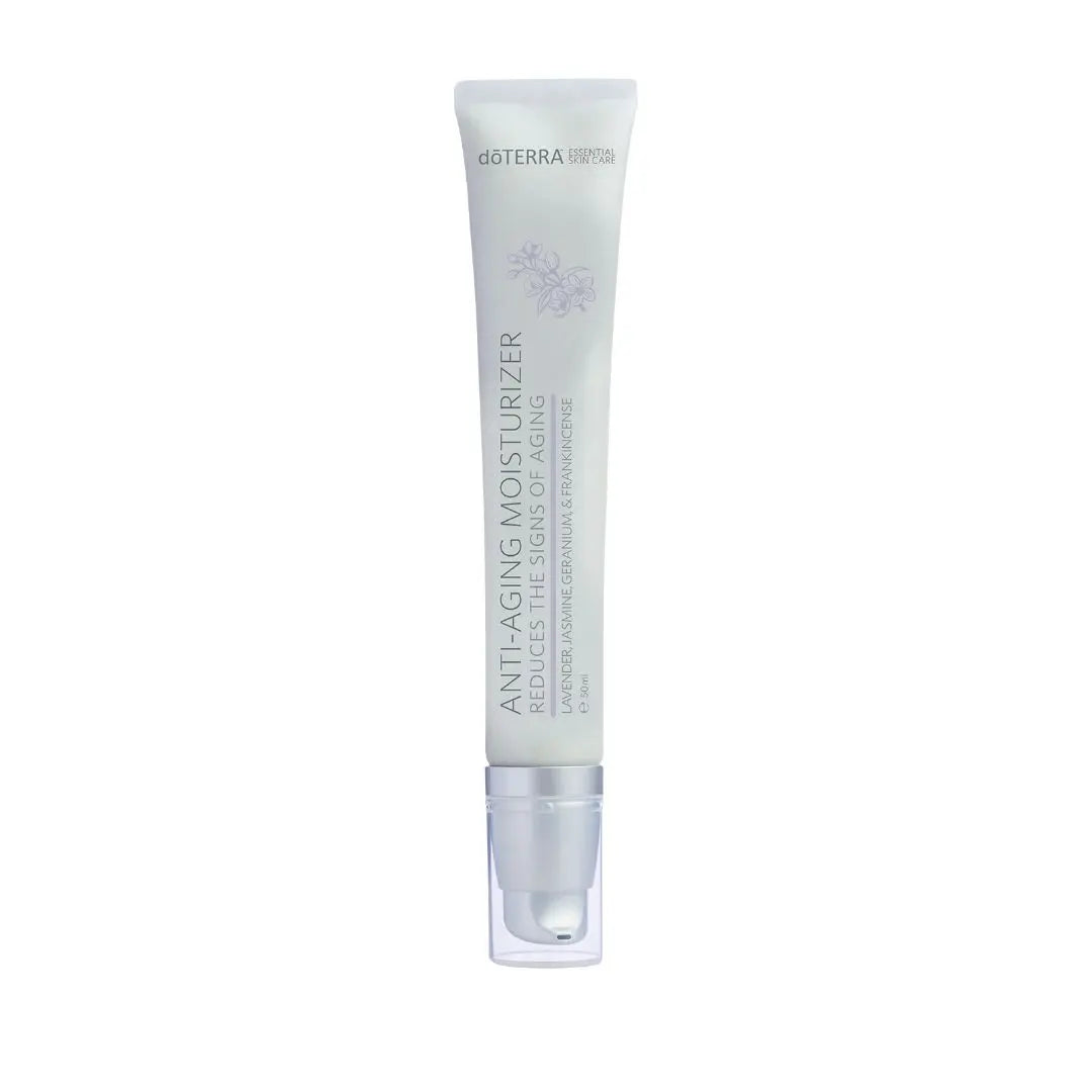 foto profissional del producto Crema Hidratante Antienvejecimiento doTERRA 50ml en fondo blanco