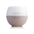 Difusor Petala 2.0 doTERRA en fondo blanco