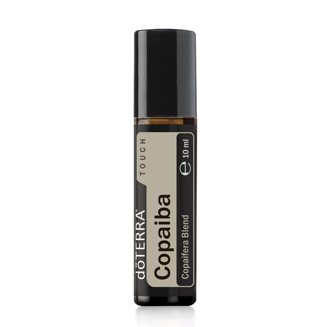 Botella touch de Copaiba doTERRA en fondo blanco